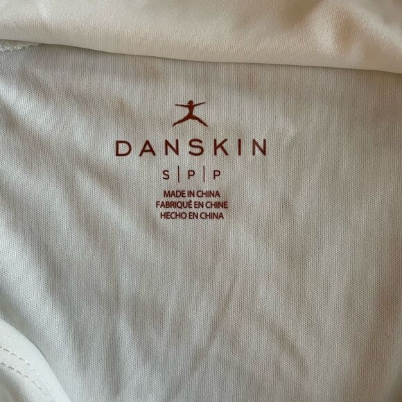 NWOT DANSKIN Active top size L - Picture 5 of 6